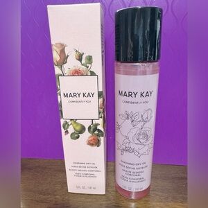 Mary Kay limited edition Confidently You scented Silkening Dry Oil